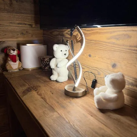 Cosy Vue Montagne Chalet Les Gets